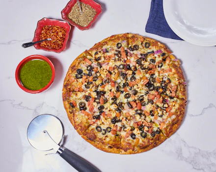 Photo of 16" Greek Seekh Pizza