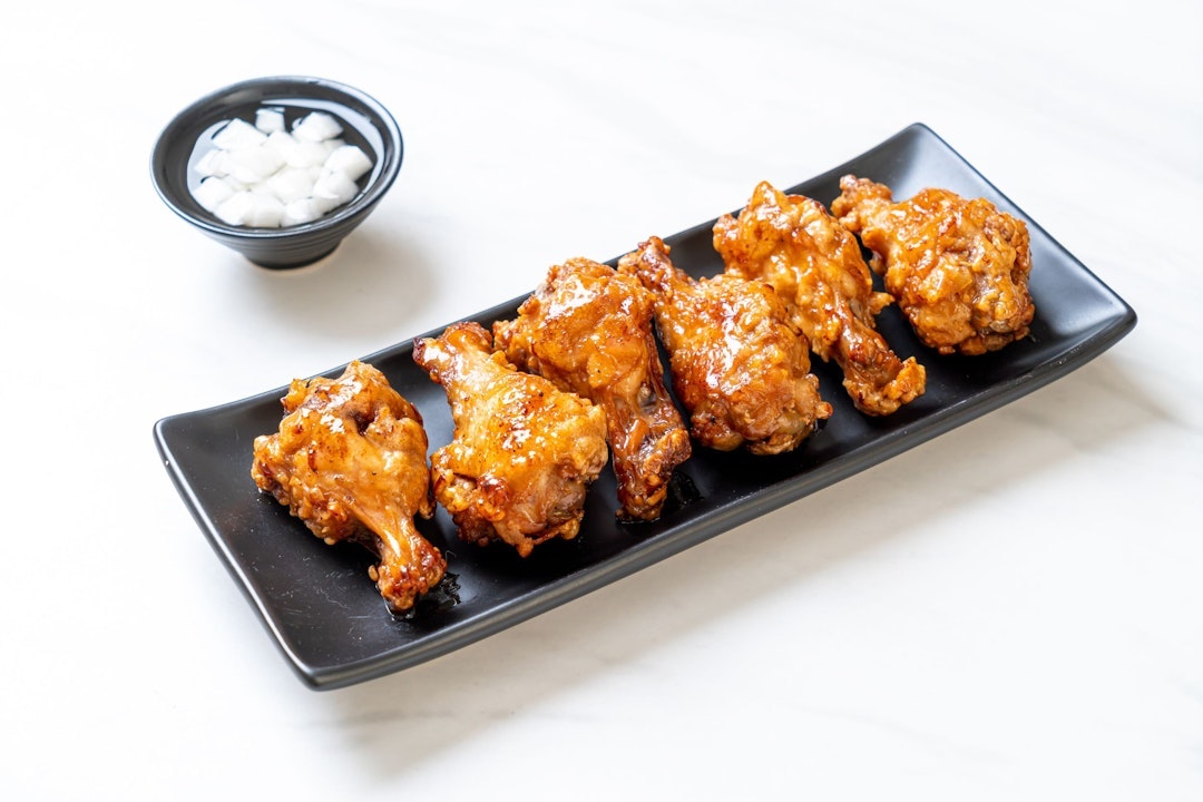 Sunday's Korean Fried Chicken Corporate Catering and Group Ordering located at 358 W 38th St, Los Angeles, CA 90037, USA. Sunday's Korean Fried Chicken's top menu items include Thai Sweet Chili Wings Meal, Chinese Chicken BLT Salad, Spicy Korean Wings Rice Bowl.