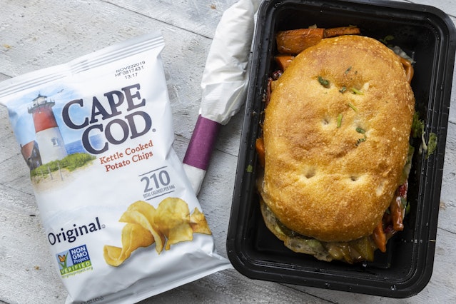 Latin Sandwich & Wraps with Chips