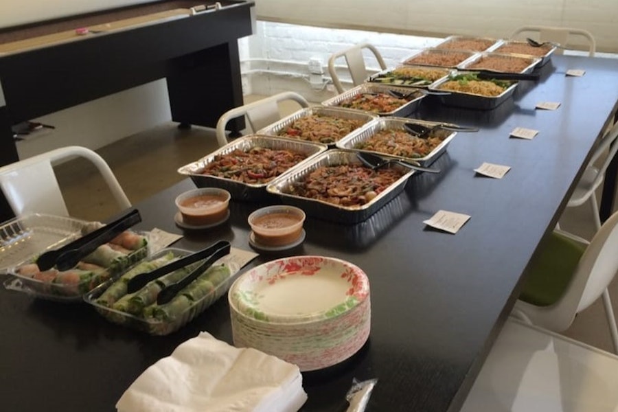 Ratcha Thai Restaurant Corporate Catering and Group Ordering located at 631 Broadway, San Francisco, CA 94133, USA. Ratcha Thai Restaurant's top menu items include Order of Mango with Sweet Sticky Rice, Tray of Steamed Broccoli.