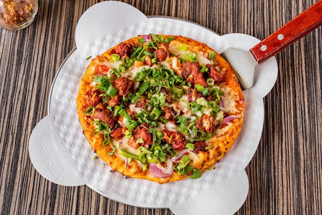 Individual Pizzas & Calzones