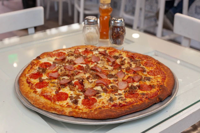 Classic Pizza Party