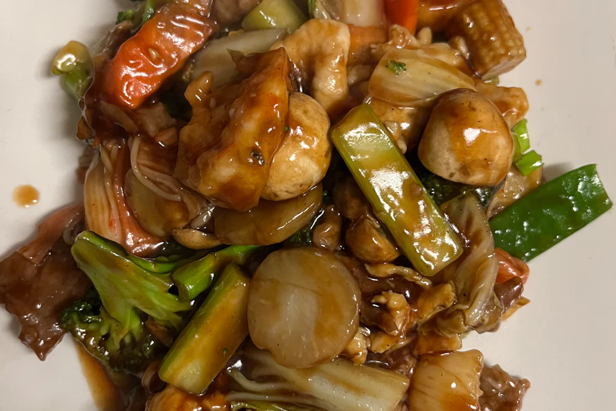 Mosa Asian Bistro Corporate Catering and Group Ordering located at 9211 West Rd #117, Houston, TX 77064, USA. Mosa Asian Bistro's top menu items include Amazing Korean BBQ Beef, Beef & Stir-Fried Broccoli, Chicken Stir-Fried Broccoli.